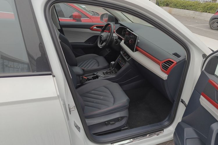 Volkswagen Tharu 2023 imagem de carro #24