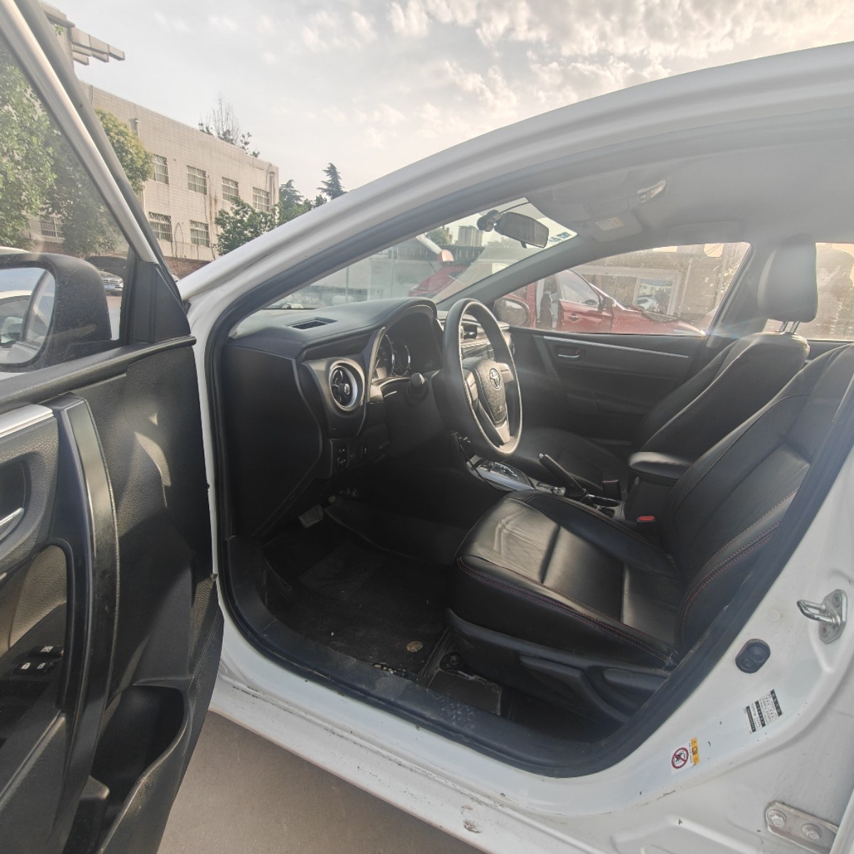 Toyota Corolla 2019 #4 Toyota Corolla 2019 car image #4