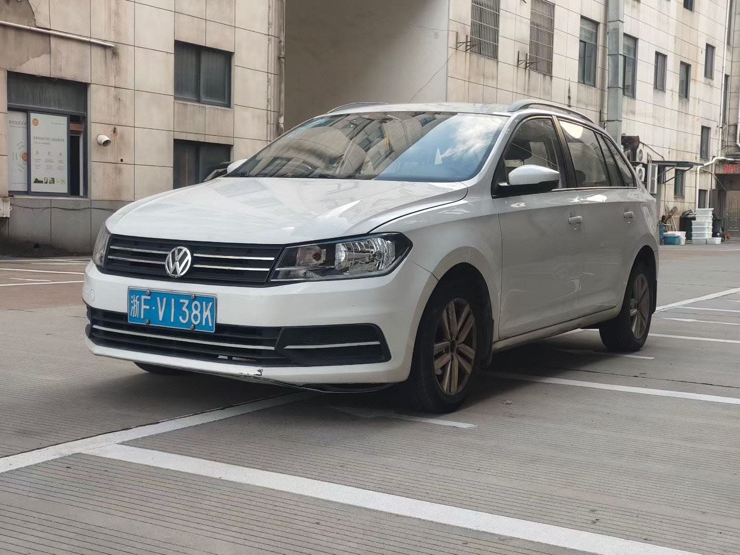 Volkswagen Santana 2017 Volkswagen Santana 2017 car image