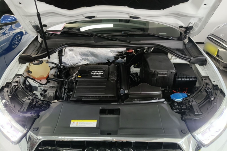 Audi Q3 2019 #22 Audi Q3 2019 car image #22