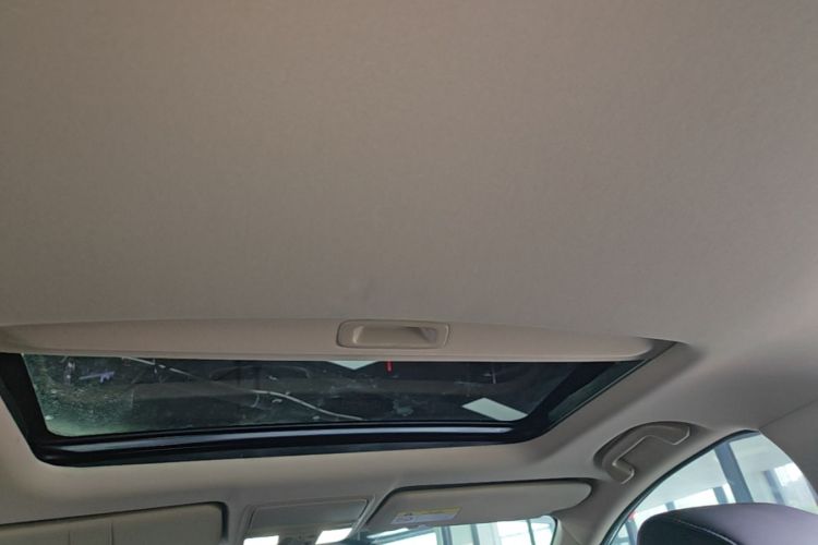 Honda CR-V 2018 #18 Honda CR-V 2018 car image #18