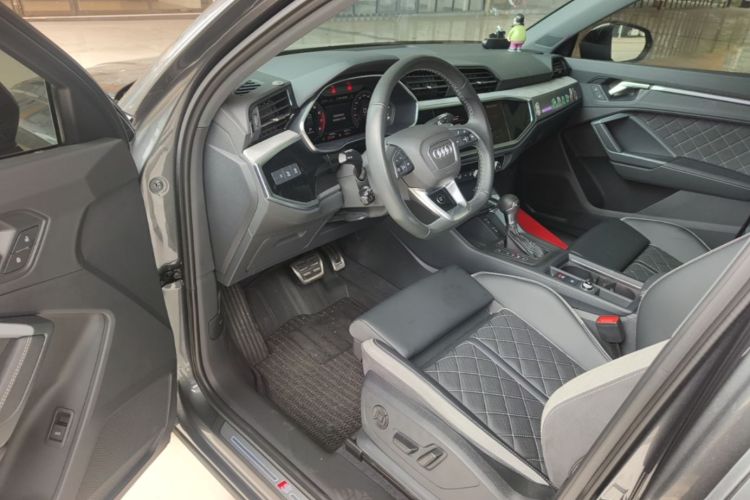 Audi Q3 2025 #16 Audi Q3 2025 изображение автомобиля #16