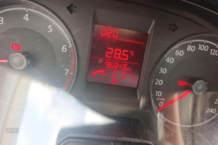 Volkswagen Santana 2017 #14 Volkswagen Santana 2017 car image #14