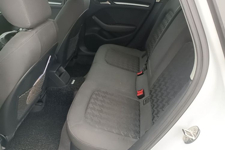 Audi A3 2017 car image #17