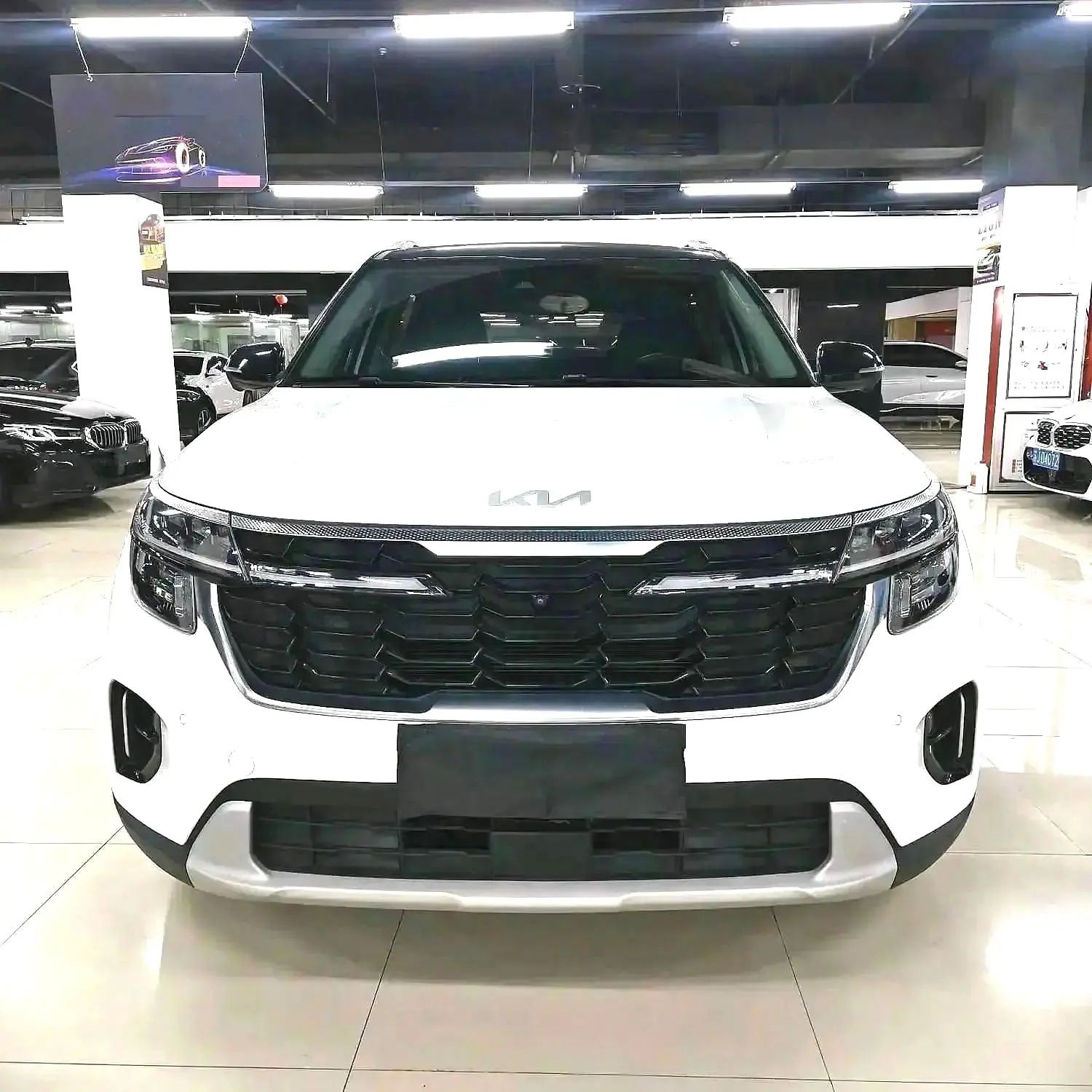 Kia Seltos 2023 #2 Kia Seltos 2023 immagine di auto #2
