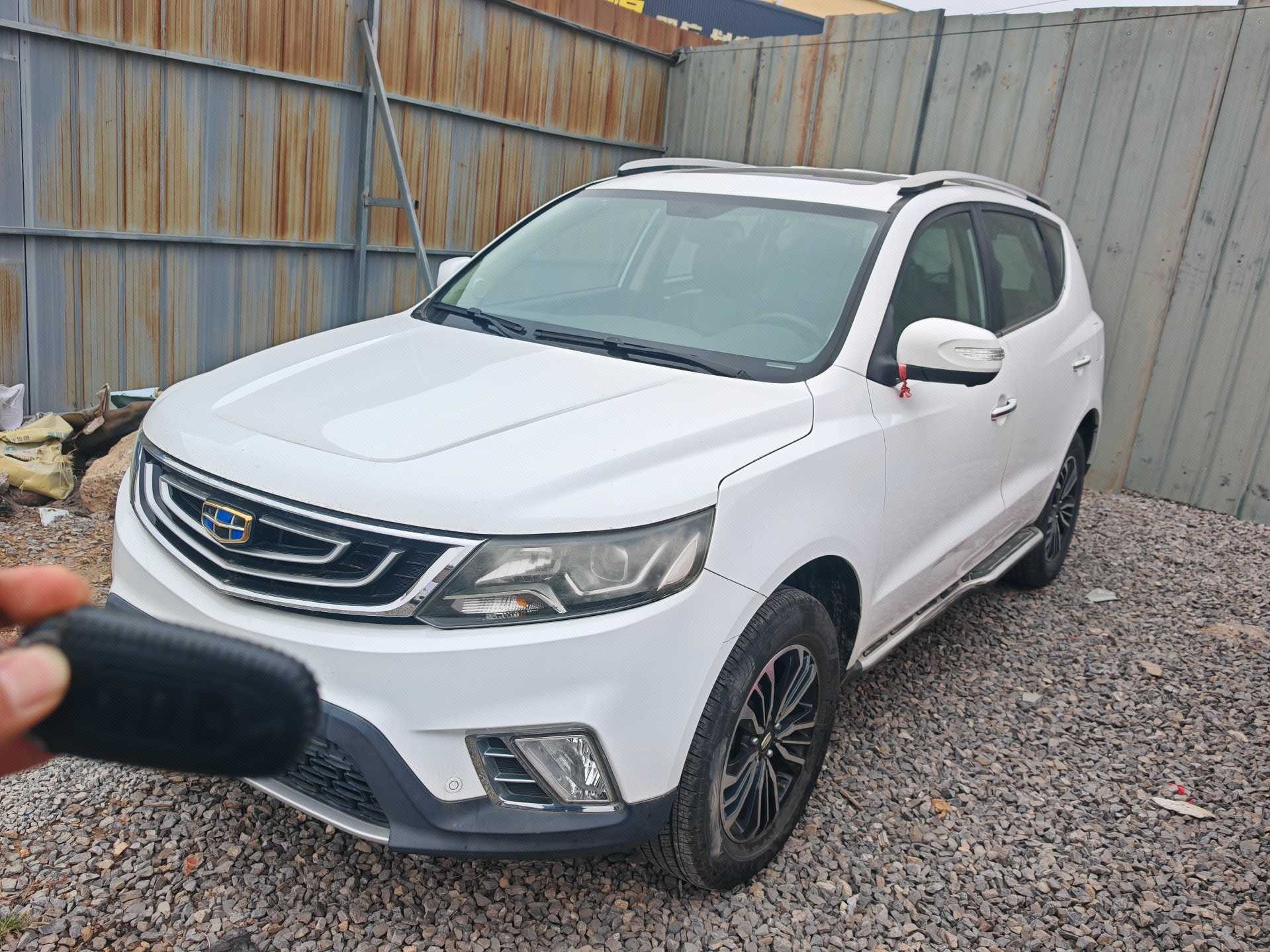GEELY Vision X6 2017 GEELY Vision X6 2017 immagine di auto