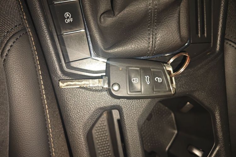 Volkswagen Lavida 2018 #9 Volkswagen Lavida 2018 car image #9