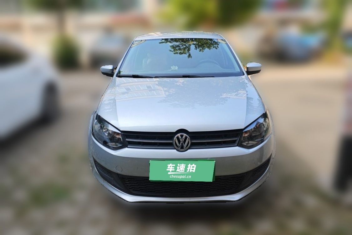Volkswagen Polo 2013 car image #5