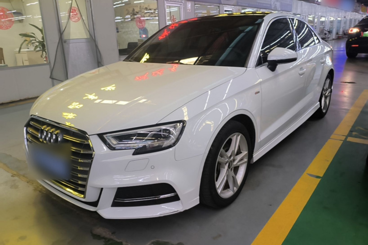 Audi A3 2020 car image #2