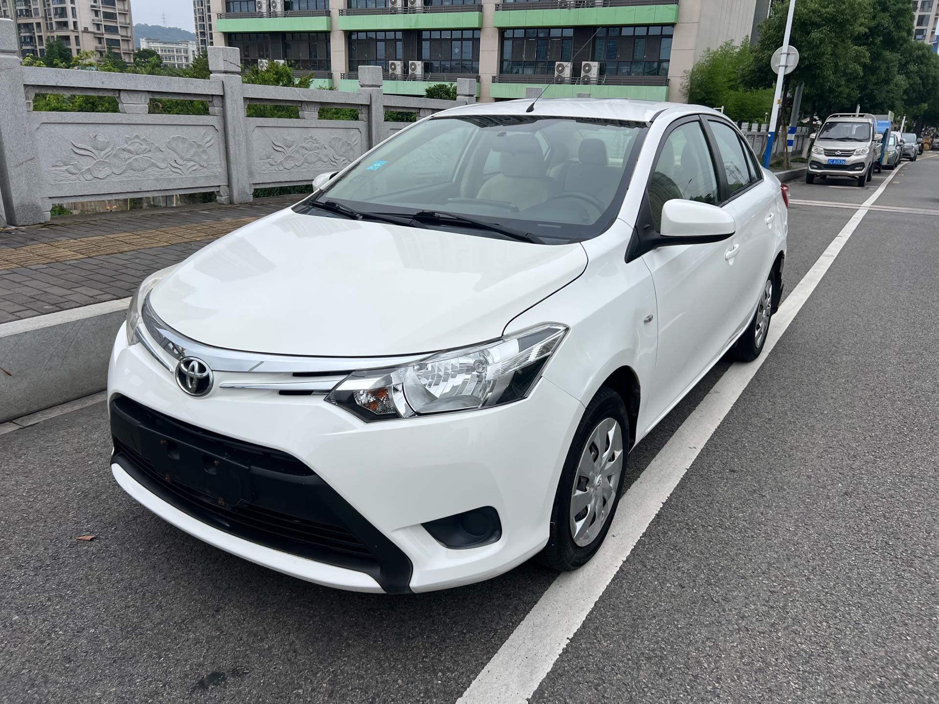 Toyota Vios 2015 car image 
