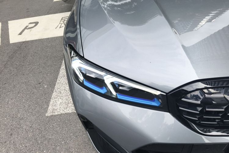 BMW 3 Series 2024 car image #8