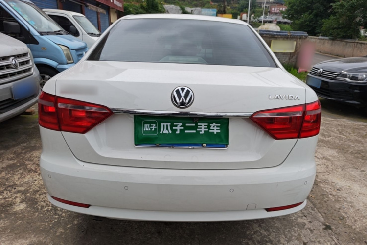 Volkswagen Lavida 2016 car image #6