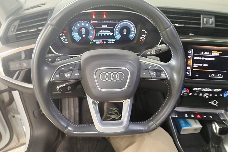 Audi Q3 2021 #11 Audi Q3 2021 car image #11