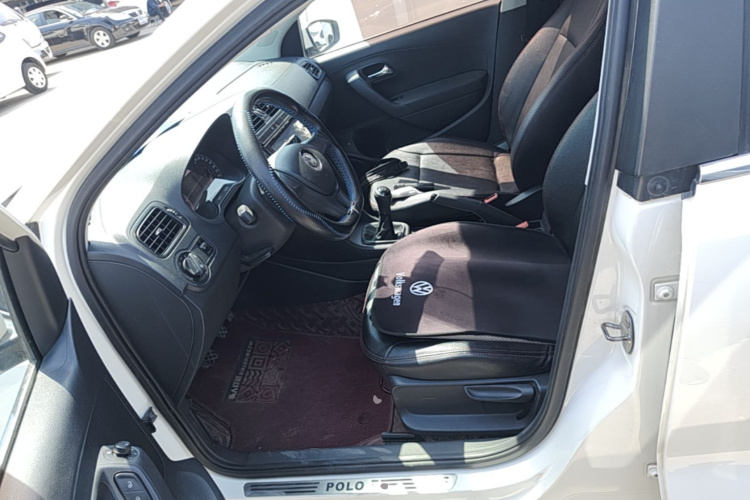 Volkswagen Polo 2017 #15 Volkswagen Polo 2017 car image #15