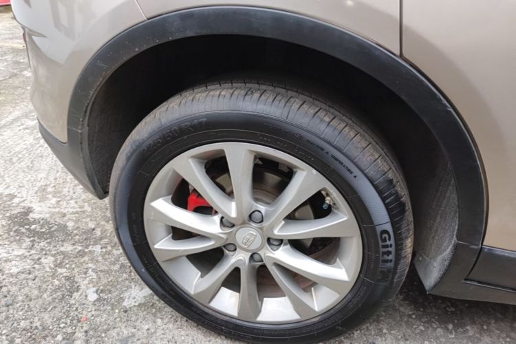 GEELY Emgrand GS 2018 car image #10