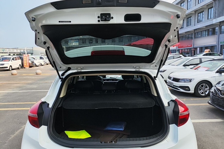 GEELY Emgrand GS 2019 car image #21