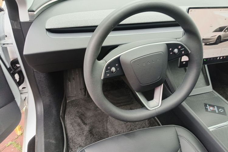 Tesla Model 3 2024 #12 Tesla Model 3 2024 car image #12