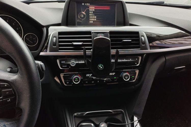 BMW 3 Series 2016 #13 BMW 3 Series 2016 car image #13