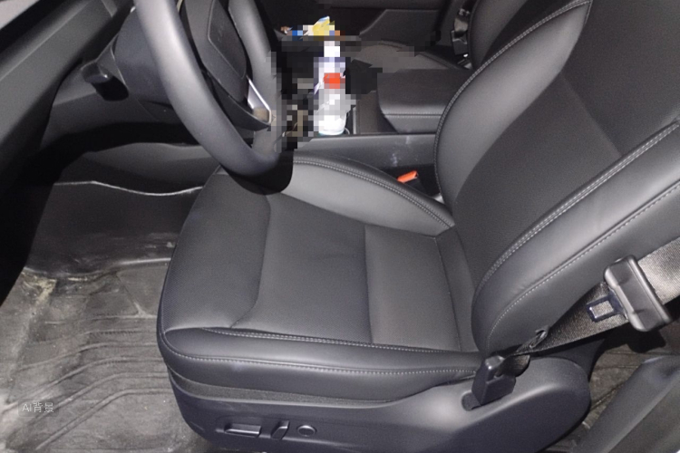 Tesla Model 3 2025 car image #17