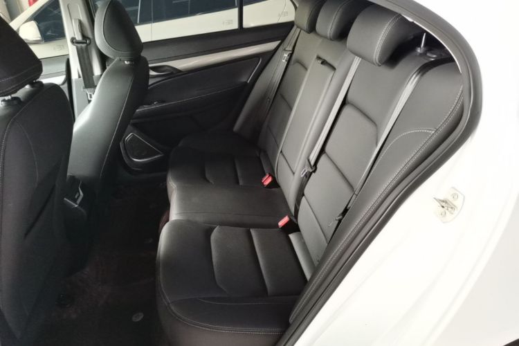 GEELY Emgrand 2020 #17 GEELY Emgrand 2020 car image #17