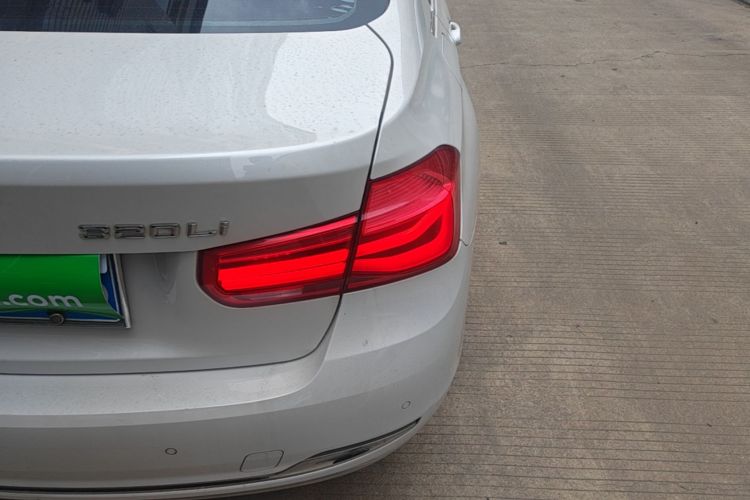 BMW 3 Series 2016 car image #8