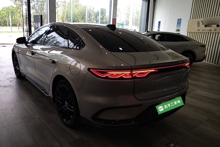 BYD Han 2025 car image #7
