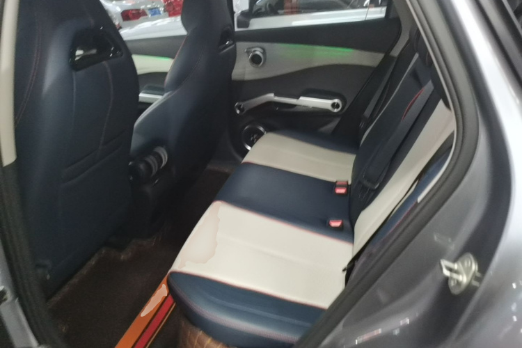 BYD Yuan Plus 2022 immagine di auto #17