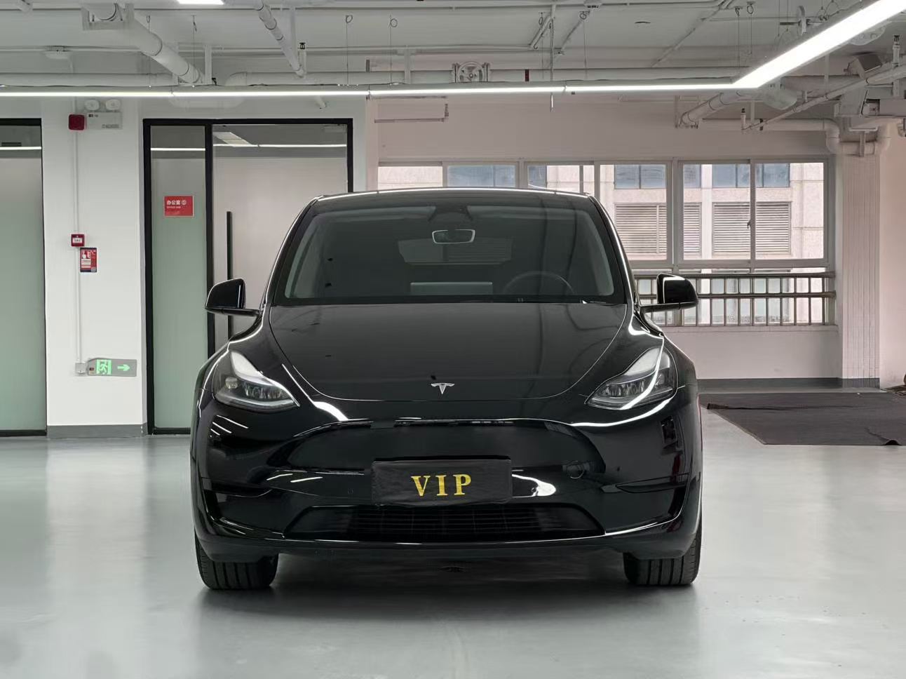 Tesla Model Y 2022 Tesla Model Y 2022 car image