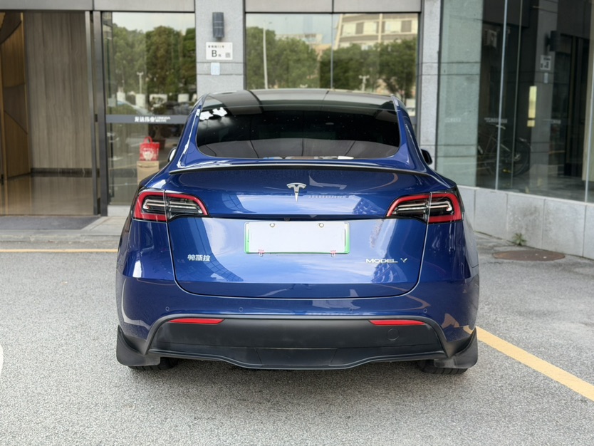 Tesla Model Y 2022 #8 Tesla Model Y 2022 immagine di auto #8