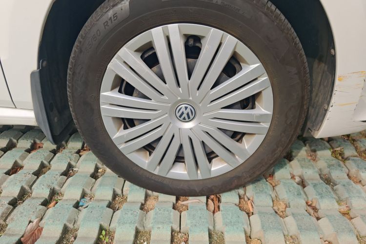 Volkswagen Polo 2017 imagem de carro #9