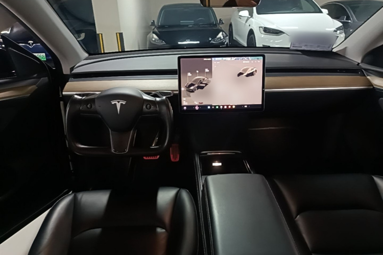 Tesla Model Y 2022 #11 Tesla Model Y 2022 car image #11