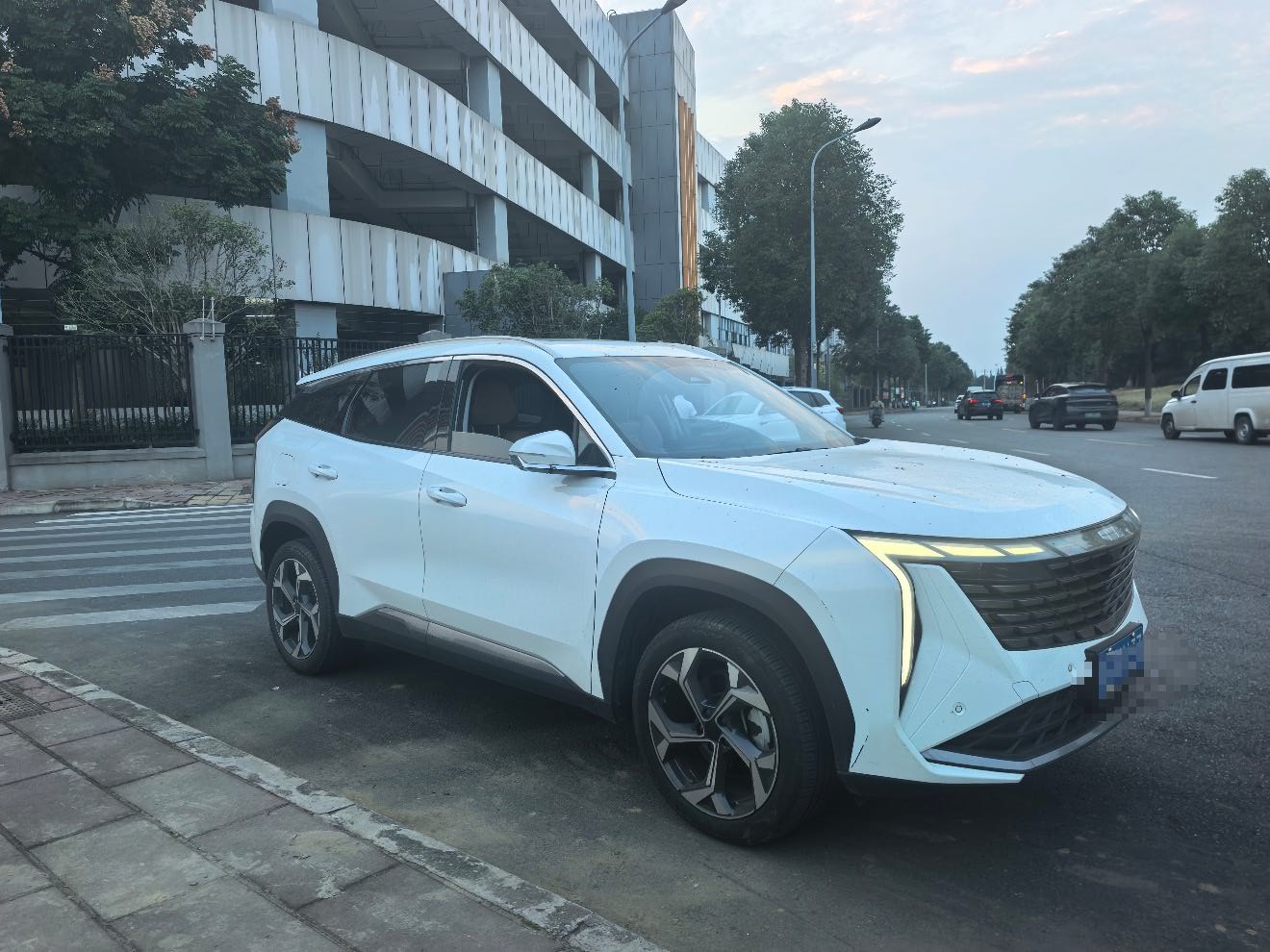 GEELY Boyue L 2023 #3 GEELY Boyue L 2023 immagine di auto #3