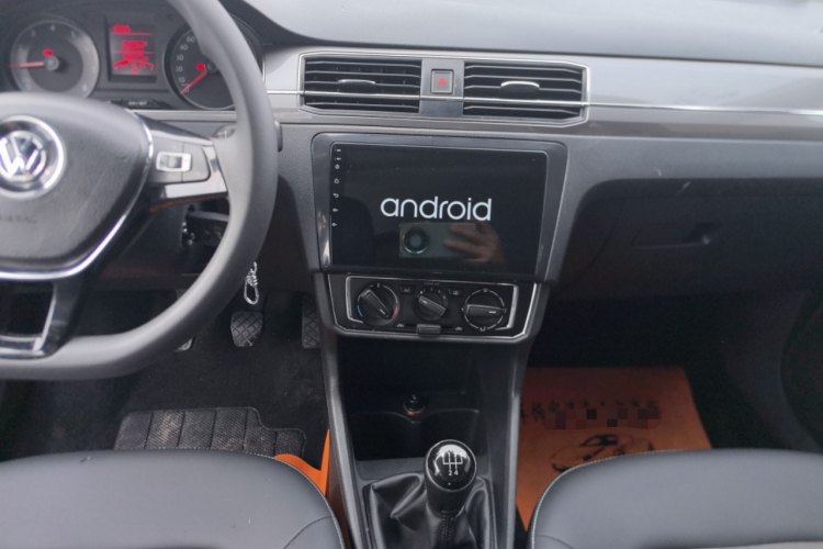 Volkswagen Santana 2016 car image #13