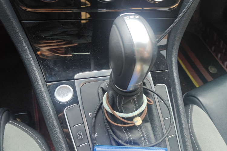 Volkswagen Golf 2019 #16 Volkswagen Golf 2019 car image #16