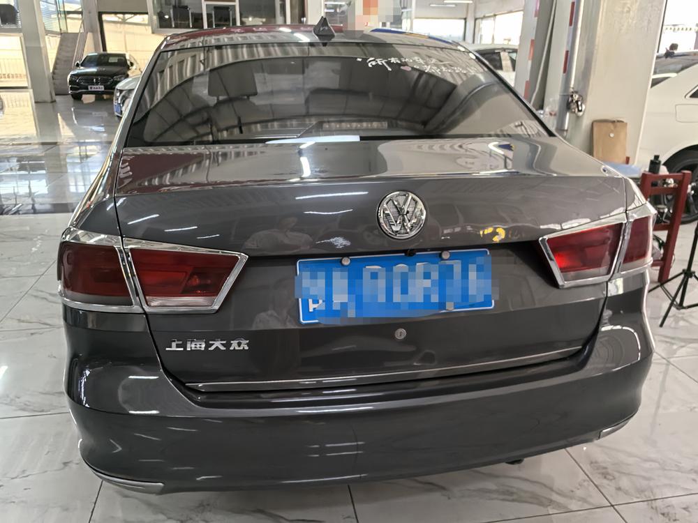Volkswagen Santana 2014 car image #5