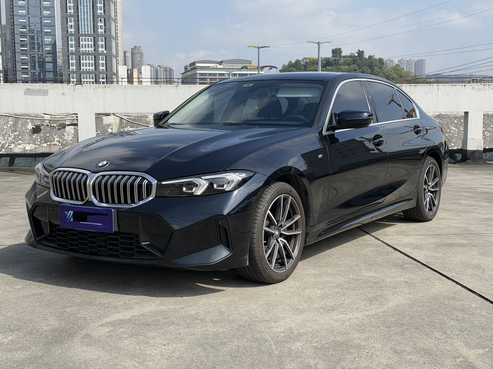 BMW 3 Series 2023 car image 
