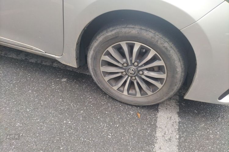 Toyota Corolla 2018 #9 Toyota Corolla 2018 car image #9