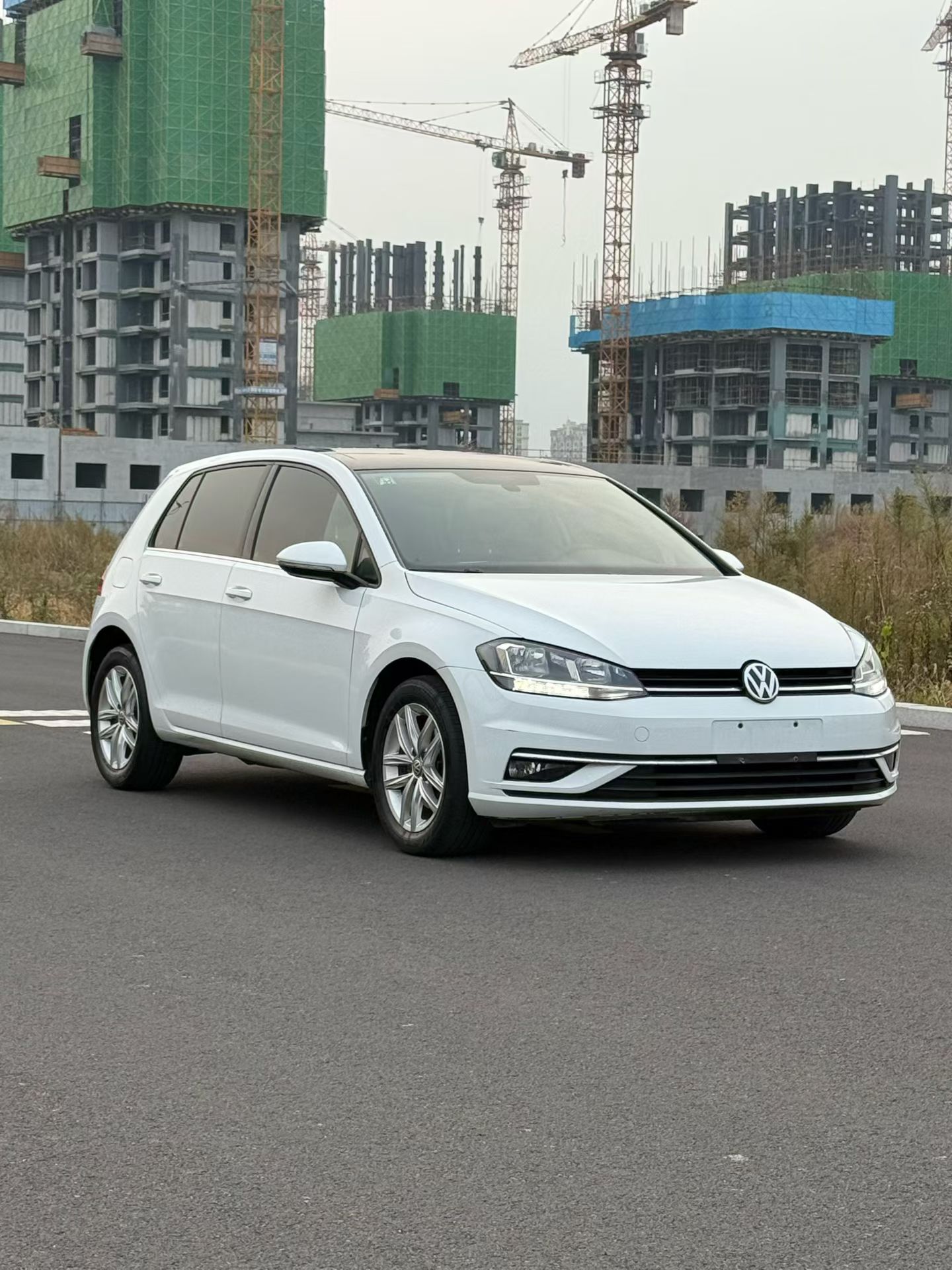 Volkswagen Golf 2019 imagen de coche #3