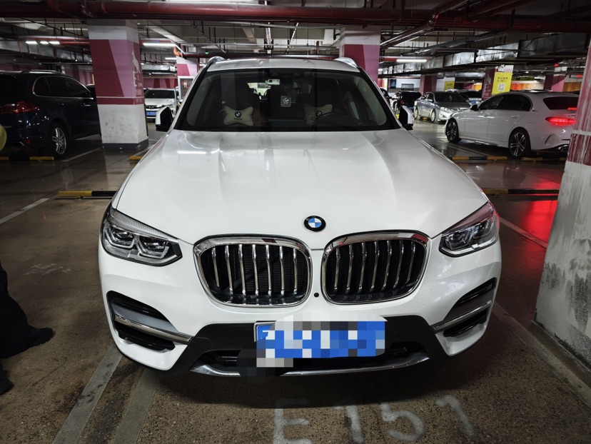 BMW X3 2020 car image #2