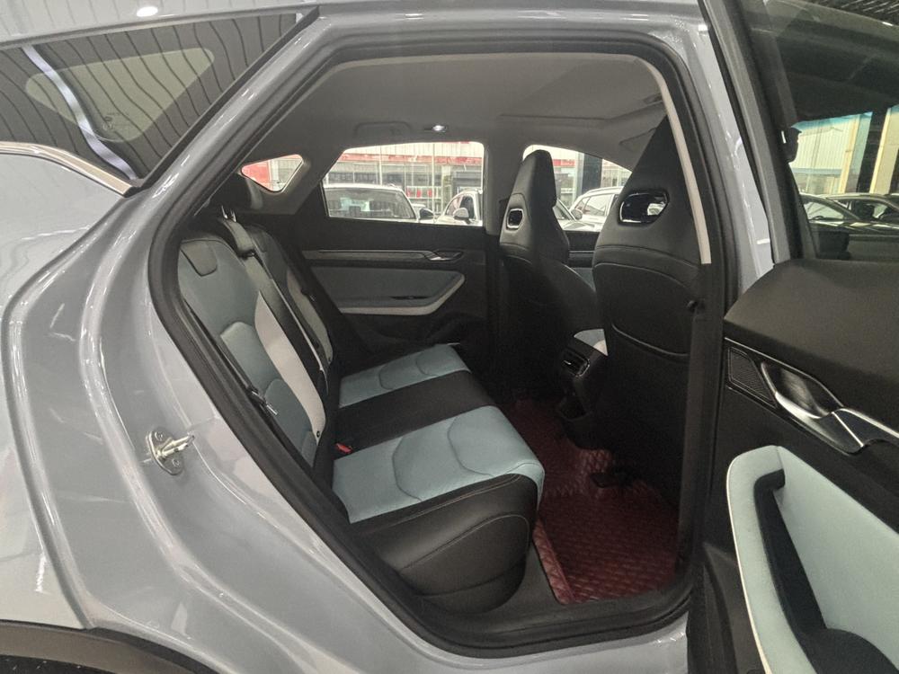 GEELY Emgrand S 2022 car image #16