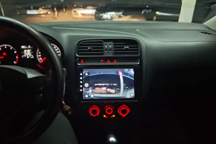 Volkswagen Polo 2019 car image #10
