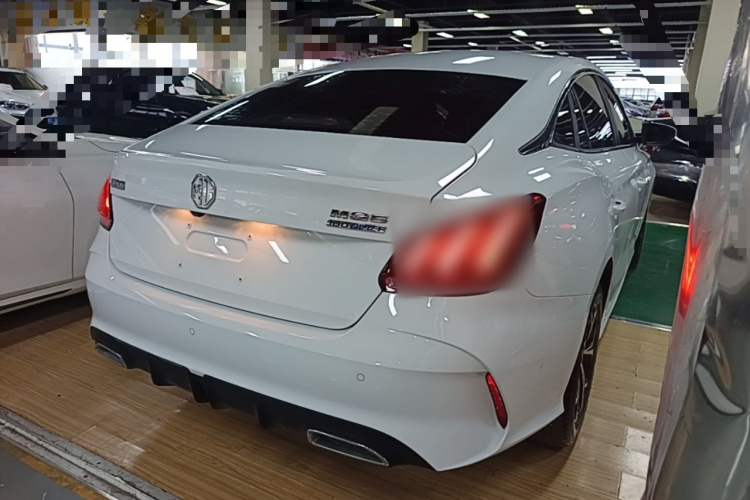 MG 5 2023 car image #5