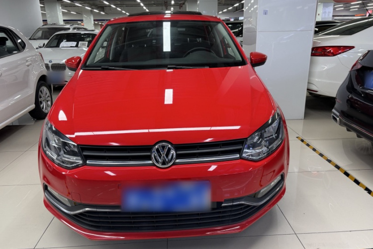 Volkswagen Polo 2017 car image #3
