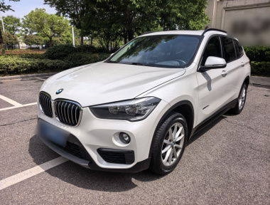 BMW X1 2017 BMW X1 2017 car image