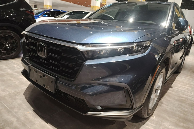 Honda CR-V 2023 car image #2
