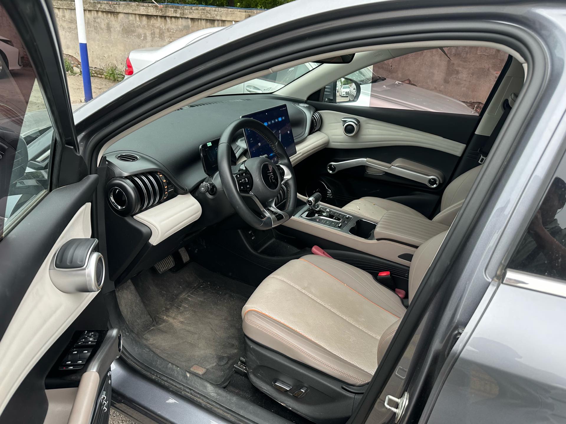 BYD Yuan Plus 2023 صورة سيارة #4
