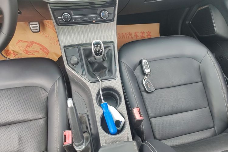 GEELY Emgrand GS 2017 car image #14