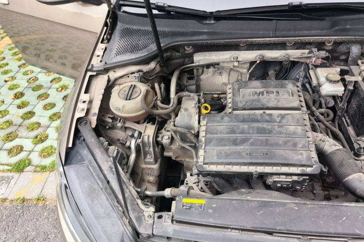 Volkswagen Golf 2018 car image #28