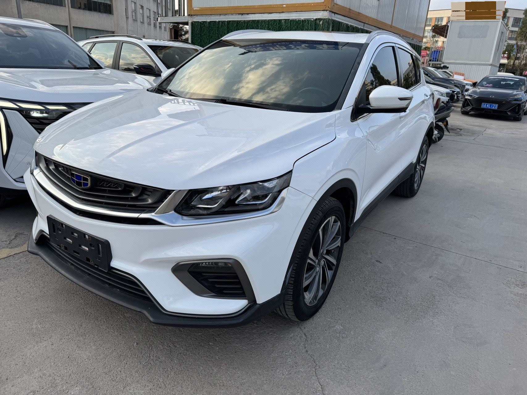 GEELY Coolray 2019 GEELY Coolray 2019 car image