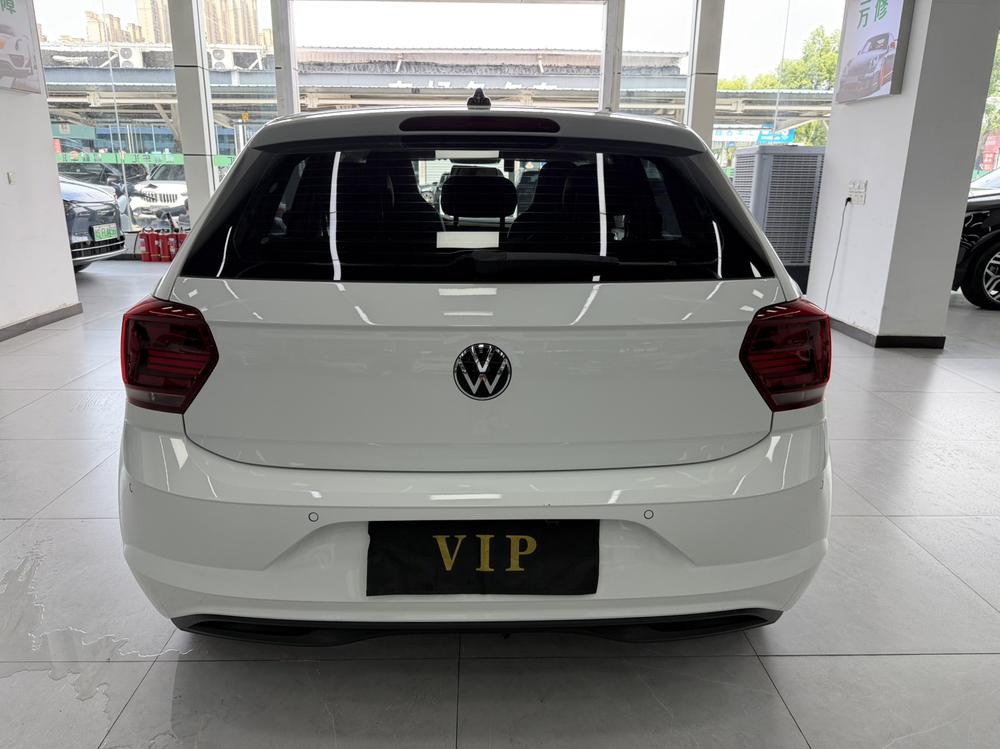 Volkswagen Polo 2023 car image #5